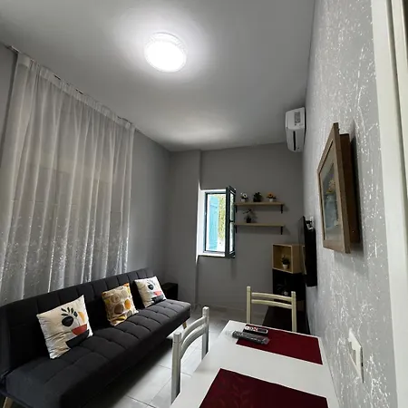 Santorini Drymades Retreat Beachside One Bedroom *